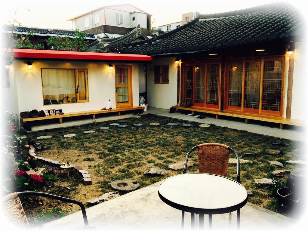 Indigo Hanok Pensión Jeonju Habitación foto