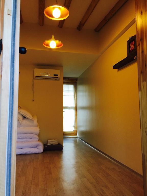 Indigo Hanok Pensión Jeonju Habitación foto