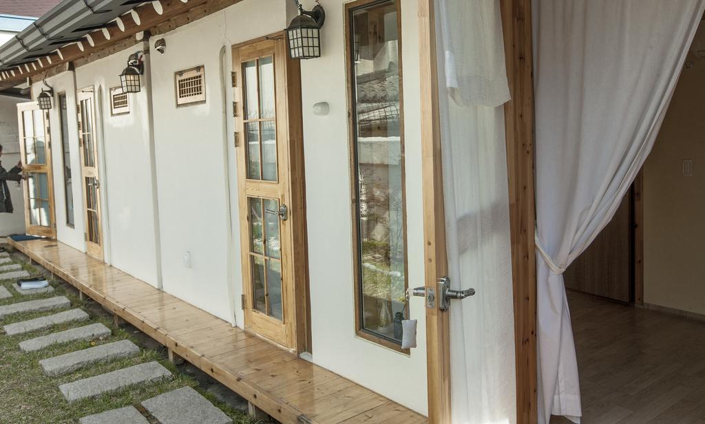 Indigo Hanok Pensión Jeonju Exterior foto
